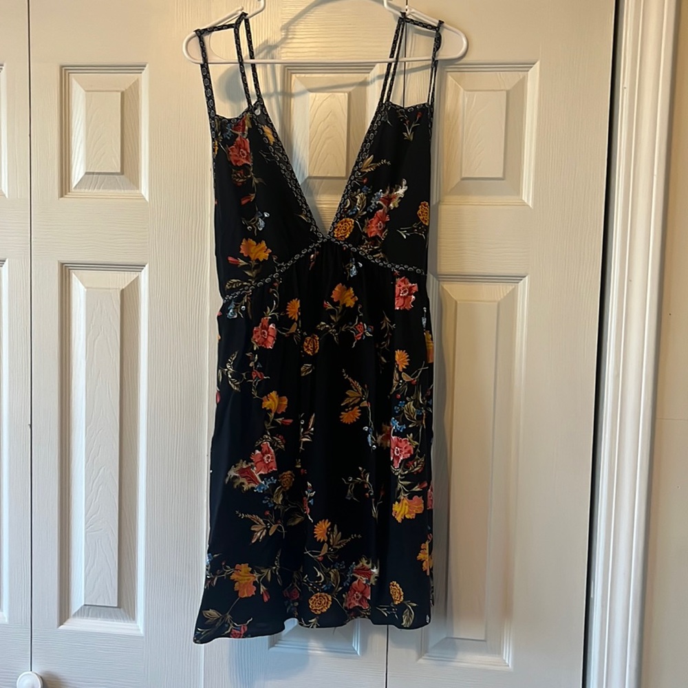 NWOT FLORAL DRESS